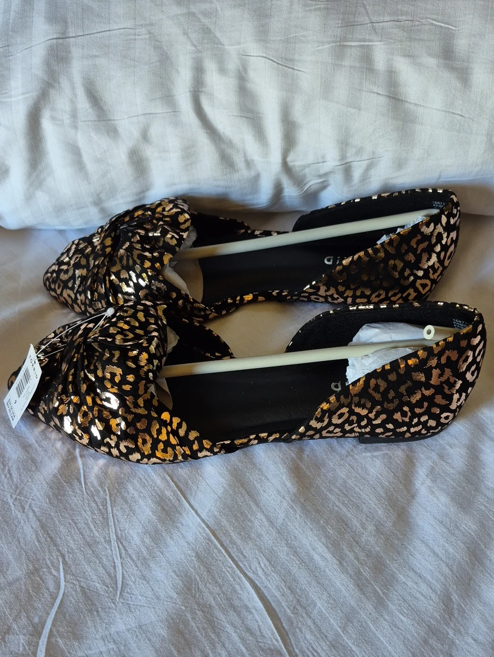 Torrid 9WW Leopard-Print Pointed Flats in Black, Gold & Tan - New